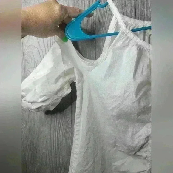 Iky& Me cold shoulder blouse. Size small. White. Cotton/Spandex blend. - Picture 4 of 5